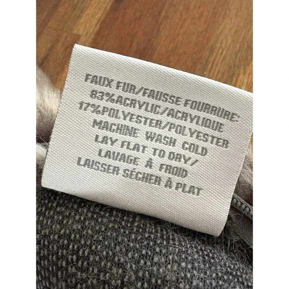 Restoration Hardware Faux Fur Pillow Cover Soft Plush RH Rectangular 26.5" X 15" - Picture 4 of 13